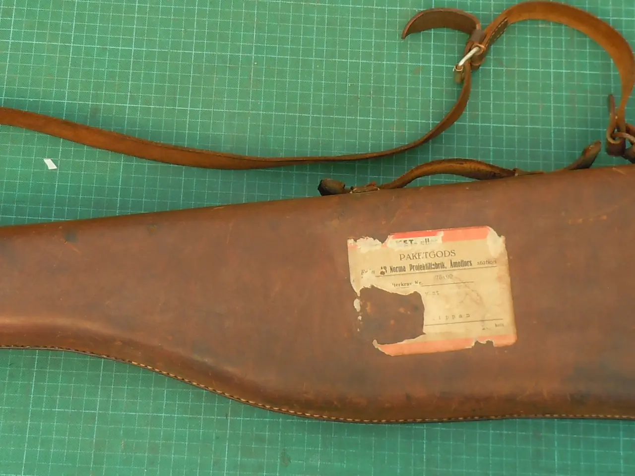 Billede 1 - Vintage jagtgeværfutteral af læder.