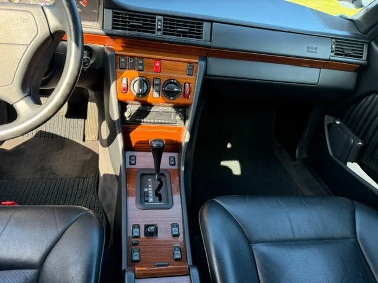 Billede 13 - Mercedes 220 E 2,2 aut.