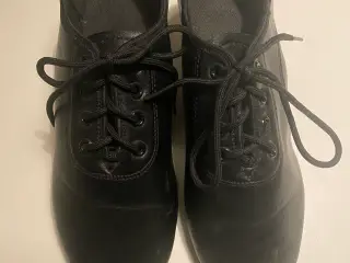 Dansesko i læder