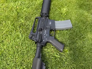 Airsoft gun (M15A4)