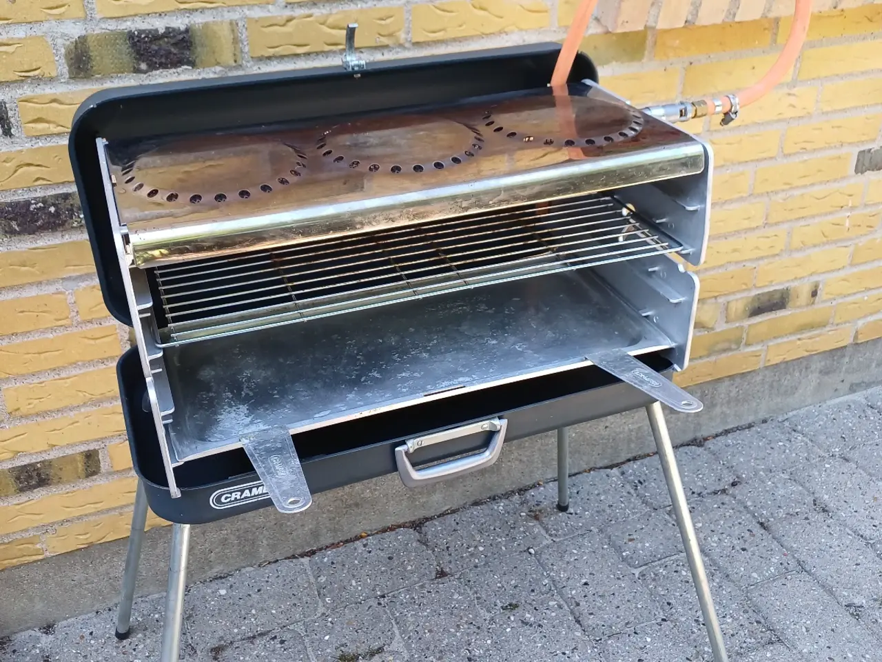 Billede 2 - Cramer gasgrill m 3 kogeplader
