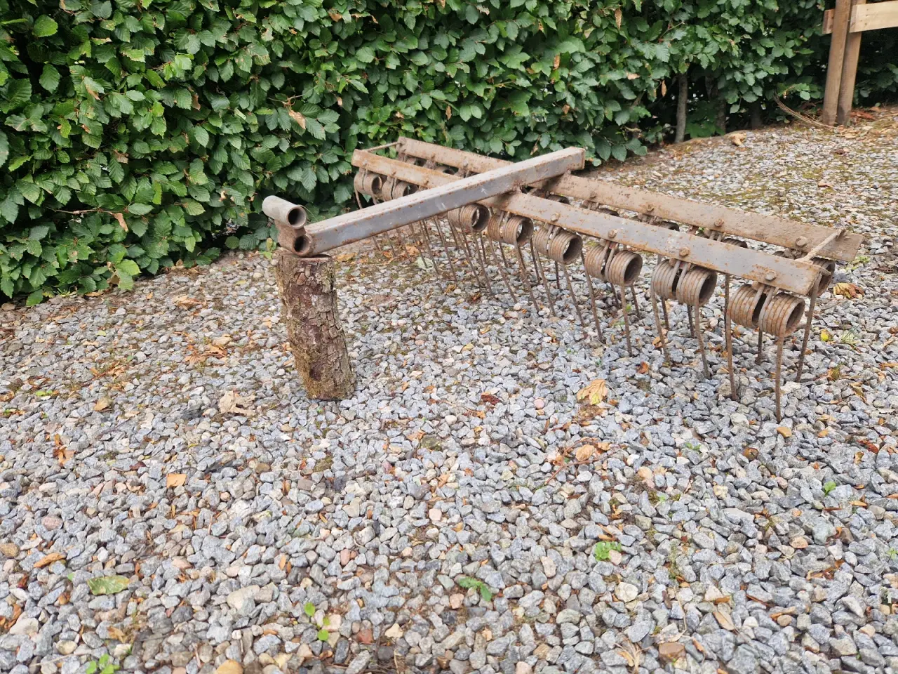 Billede 3 - Gårdspladsrive