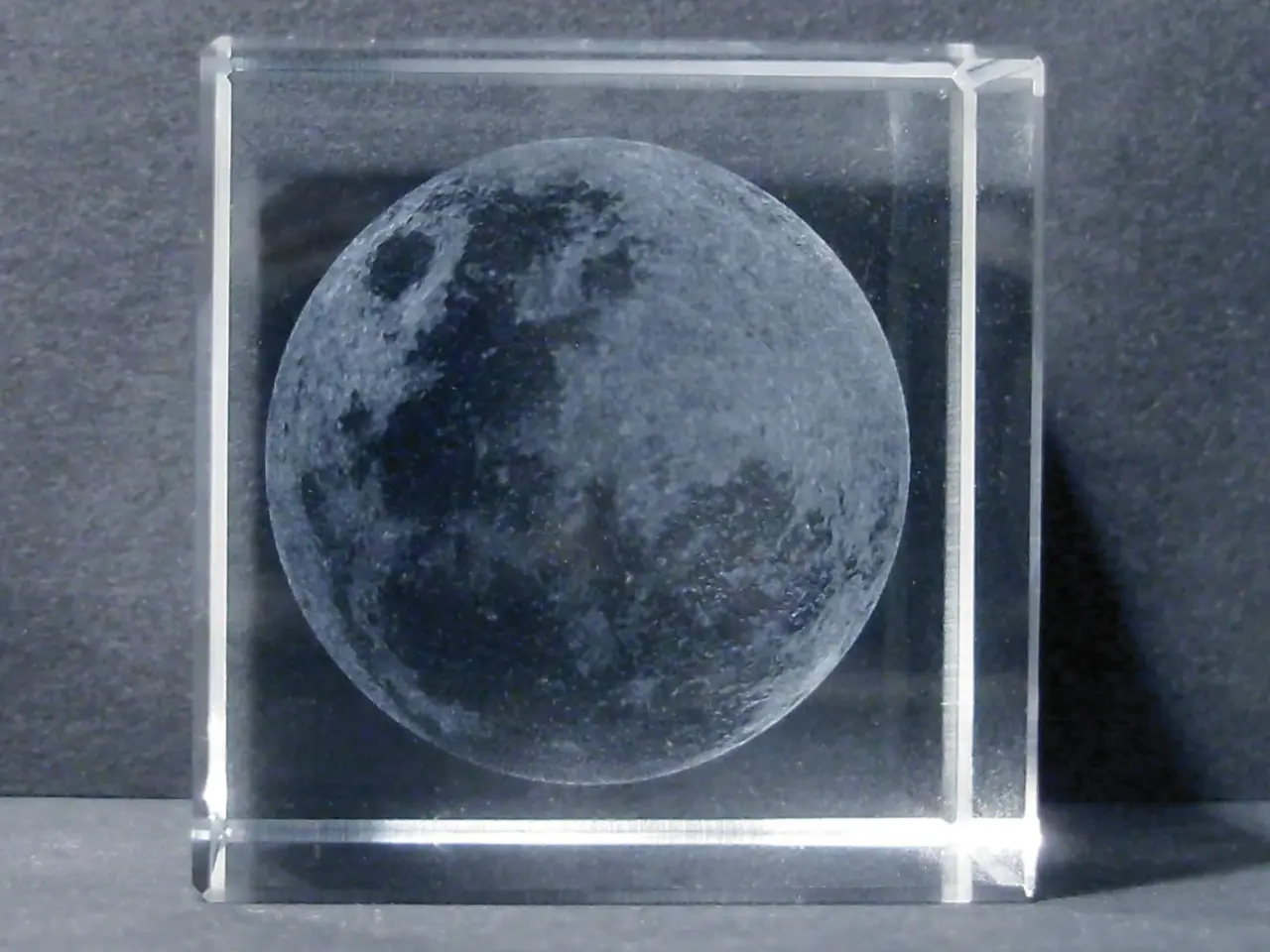 Billede 1 - 3D laserindgraverede Space Cubes