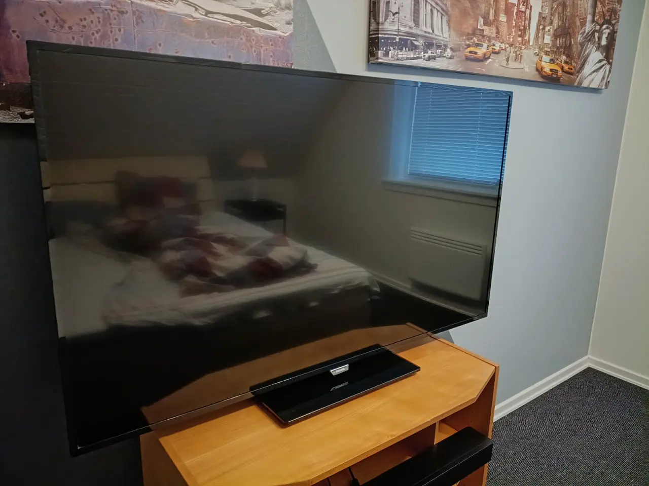 Billede 3 - Flot 55" 4K + Soundbar med trådløs Subwoofer