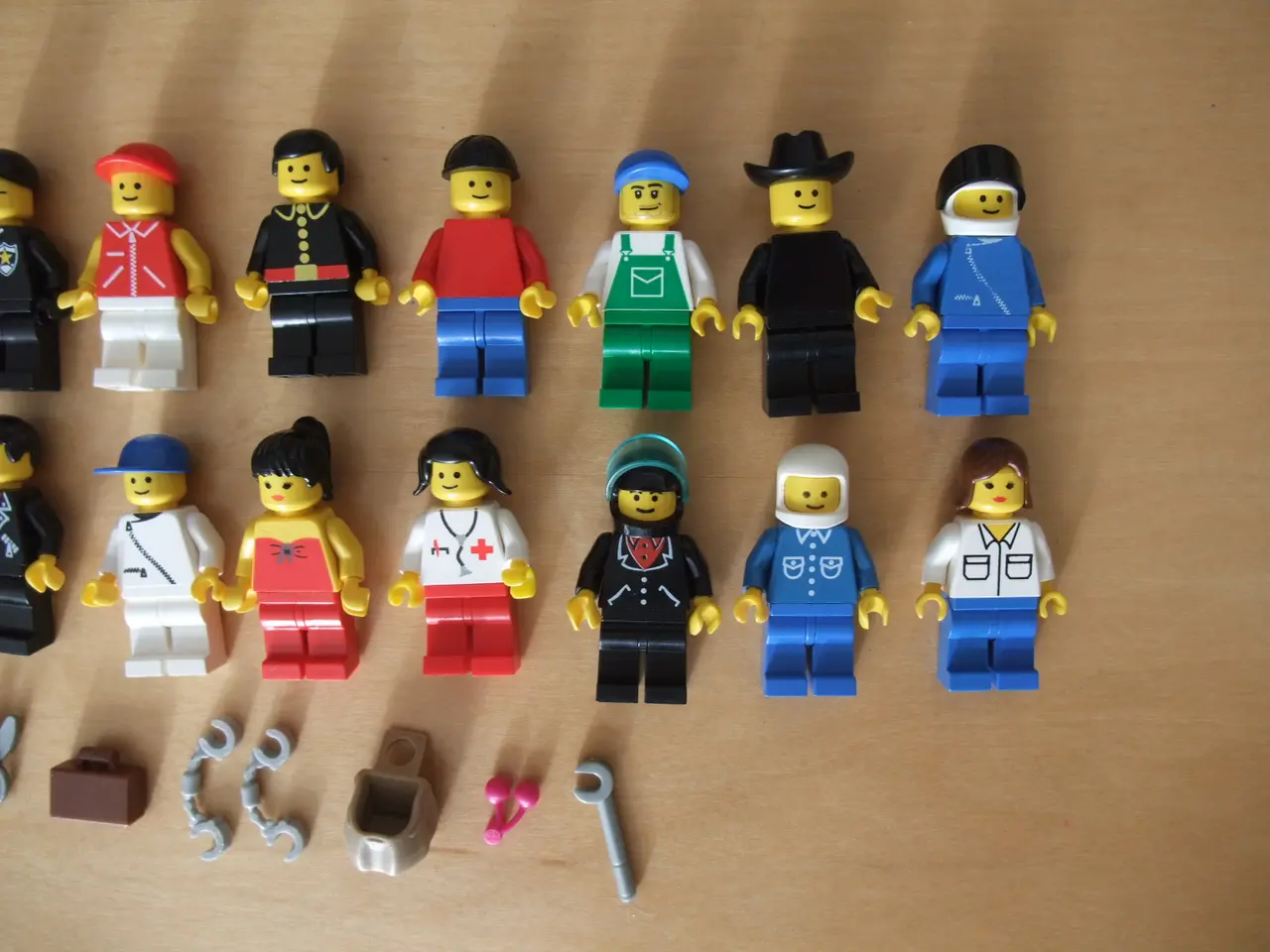 Billede 3 - Lego Town Figurer+Tilbehør