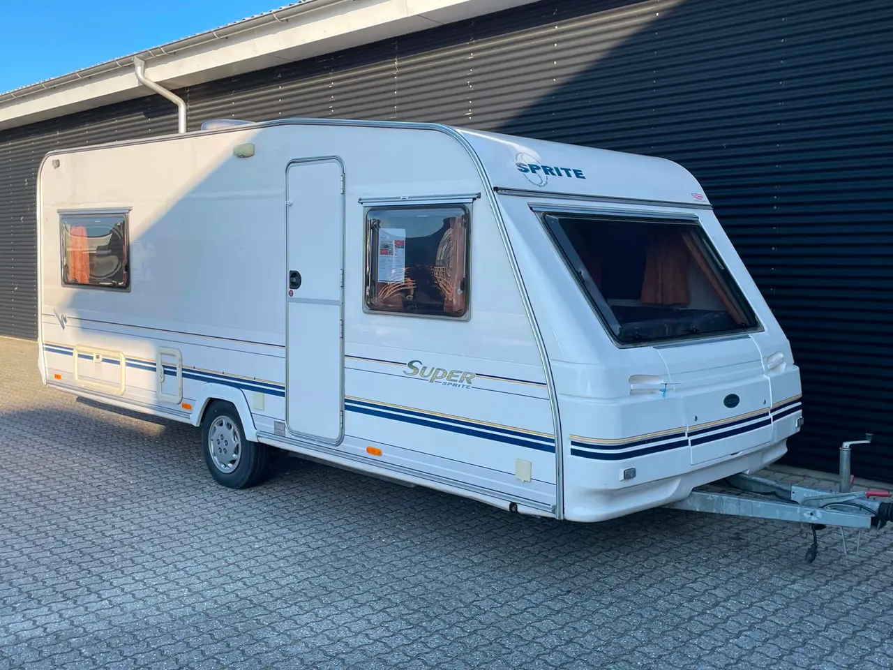 Billede 4 - 1999 - Sprite 530 CE