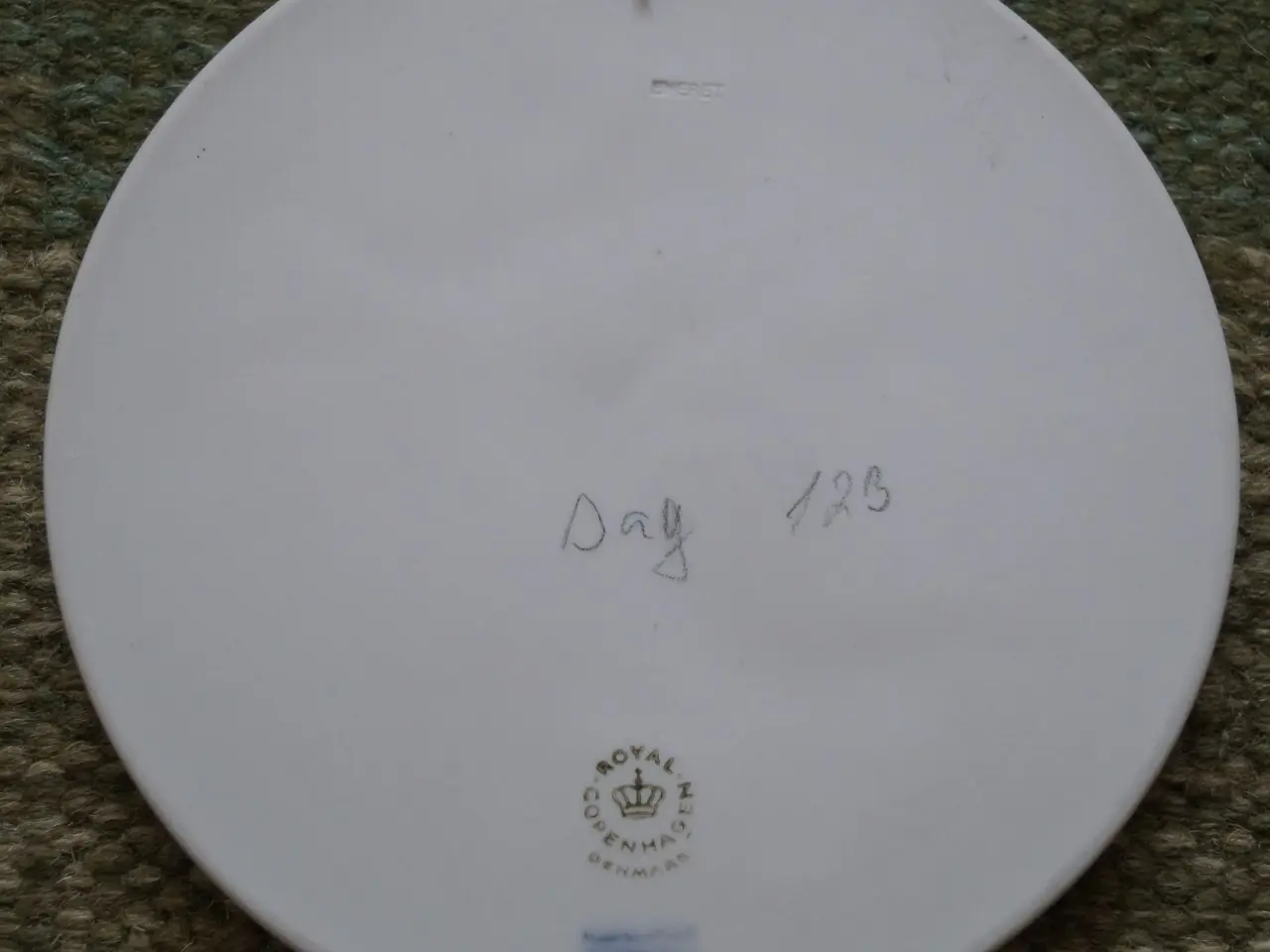 Billede 15 - Thorvaldsen Biscuitplatter, Royal Copenhagen!