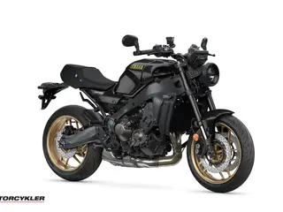 Yamaha XSR 900 Midnight Black