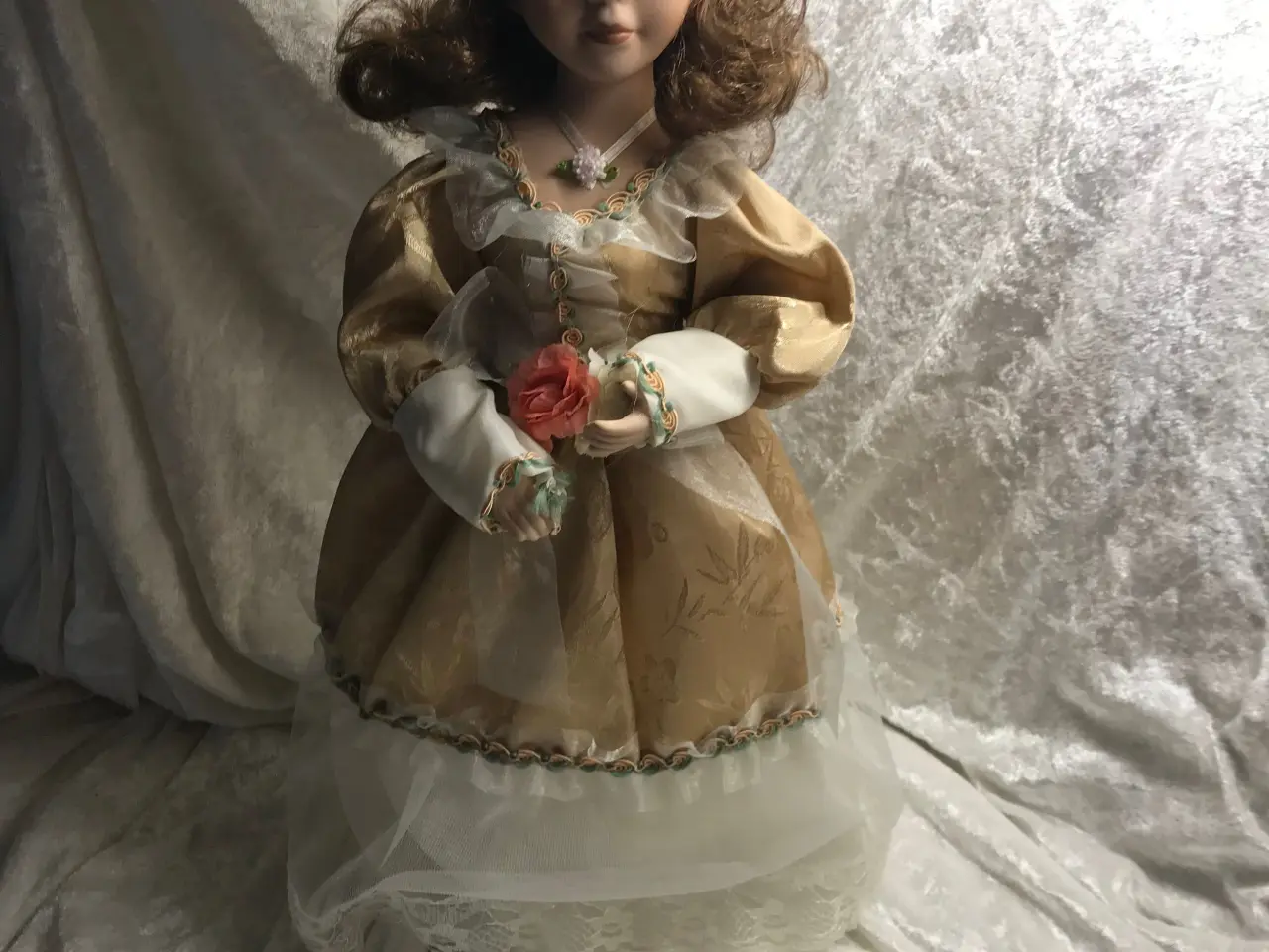 Billede 1 - Porcelæn dukker