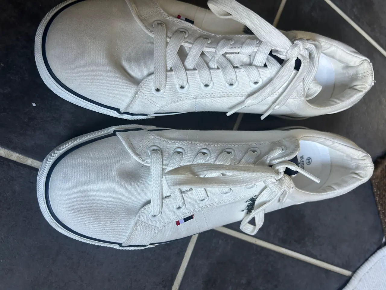Billede 6 - Hvide Polo Ralph Lauren sneakers i str 44 