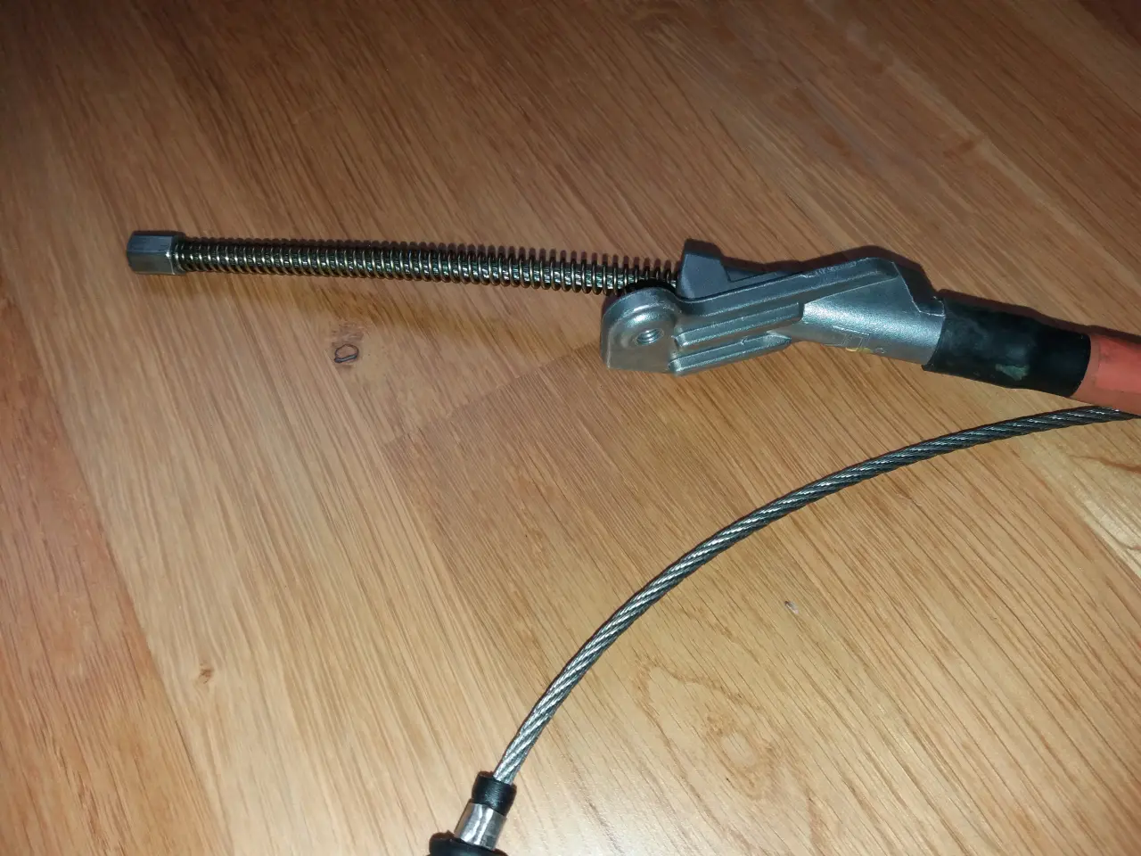 Billede 1 - Håndbremsekabel Toyota Hilux