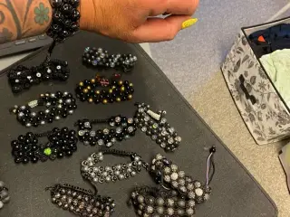 Nye flotte knyttede armbånd