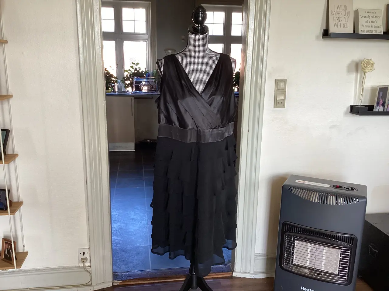 Billede 7 - Kjoler. Str. XL - 46