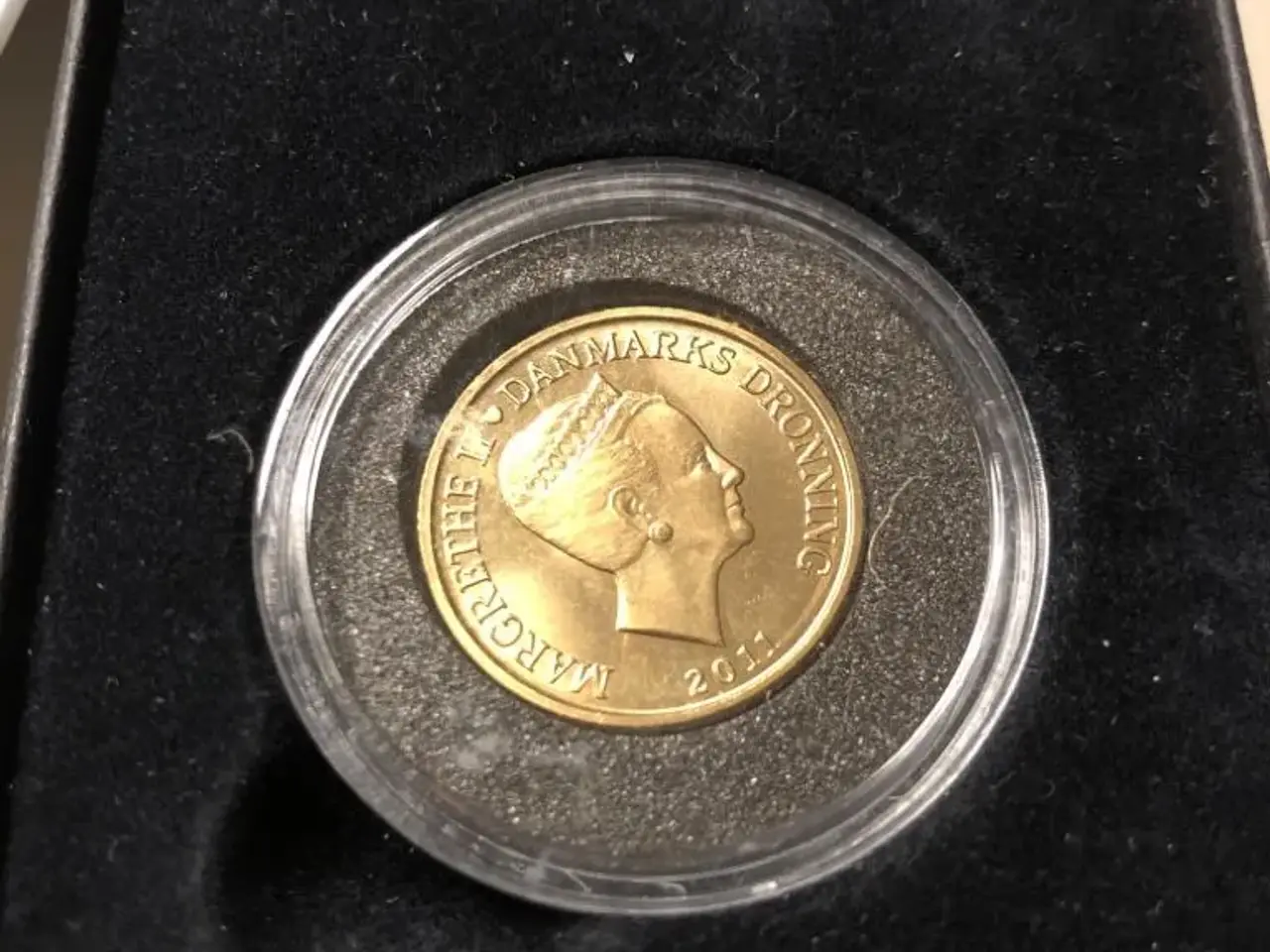 Billede 3 - 10 kr. Med Ægthedscertifikat. 2011