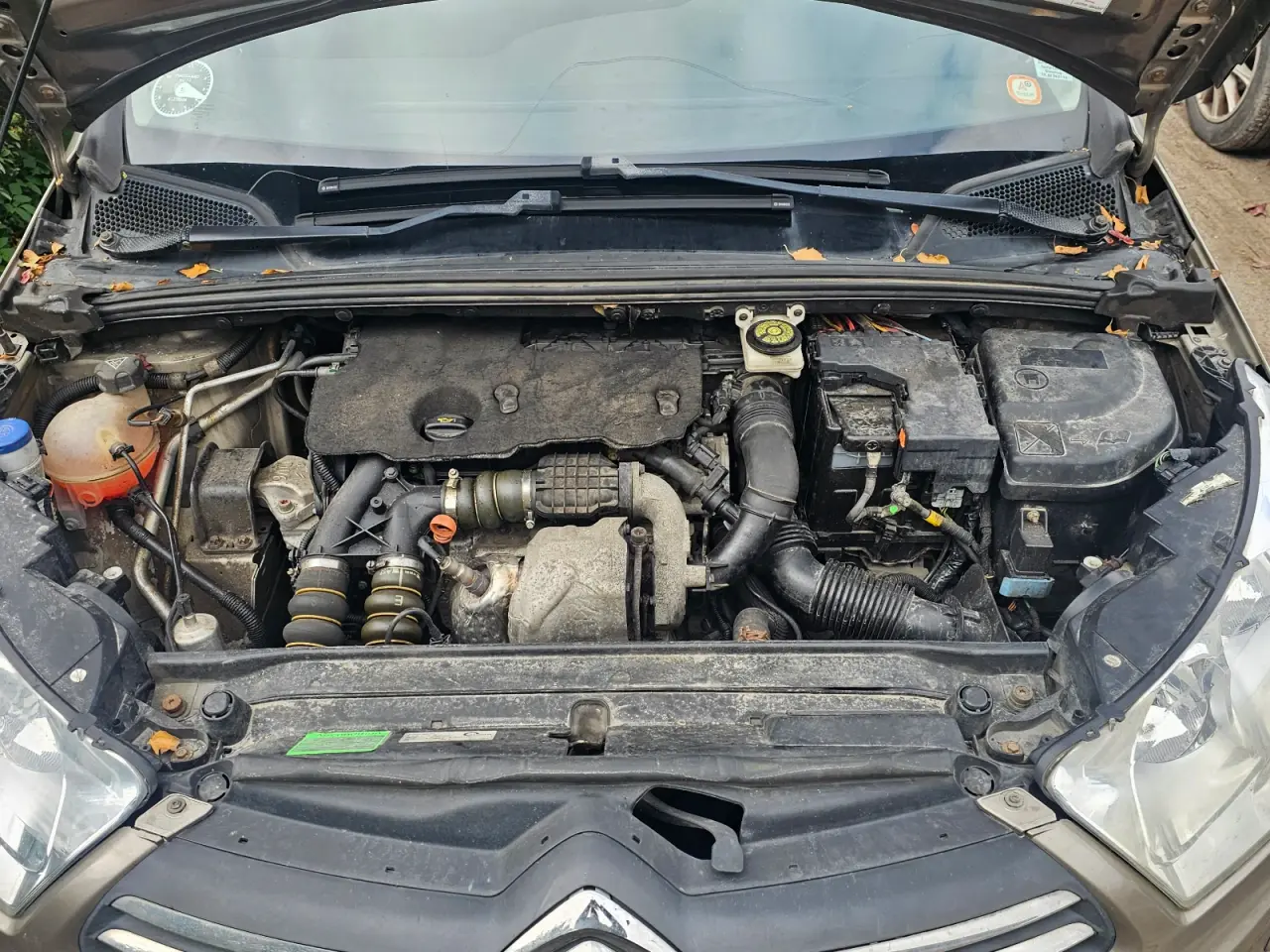 Billede 11 - Velholdt Citroën C4 1.6 HDi (2011) – Masser af kom