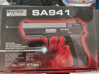 Swiss Arms SA941 CO2 Air Pistol 4.5mm
