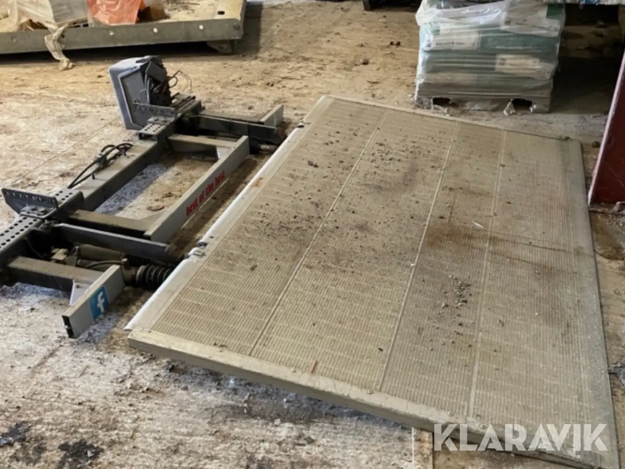 Billede 7 - Kasseopbygning Plagborg med Zepro baglift 750 kilogram 2016