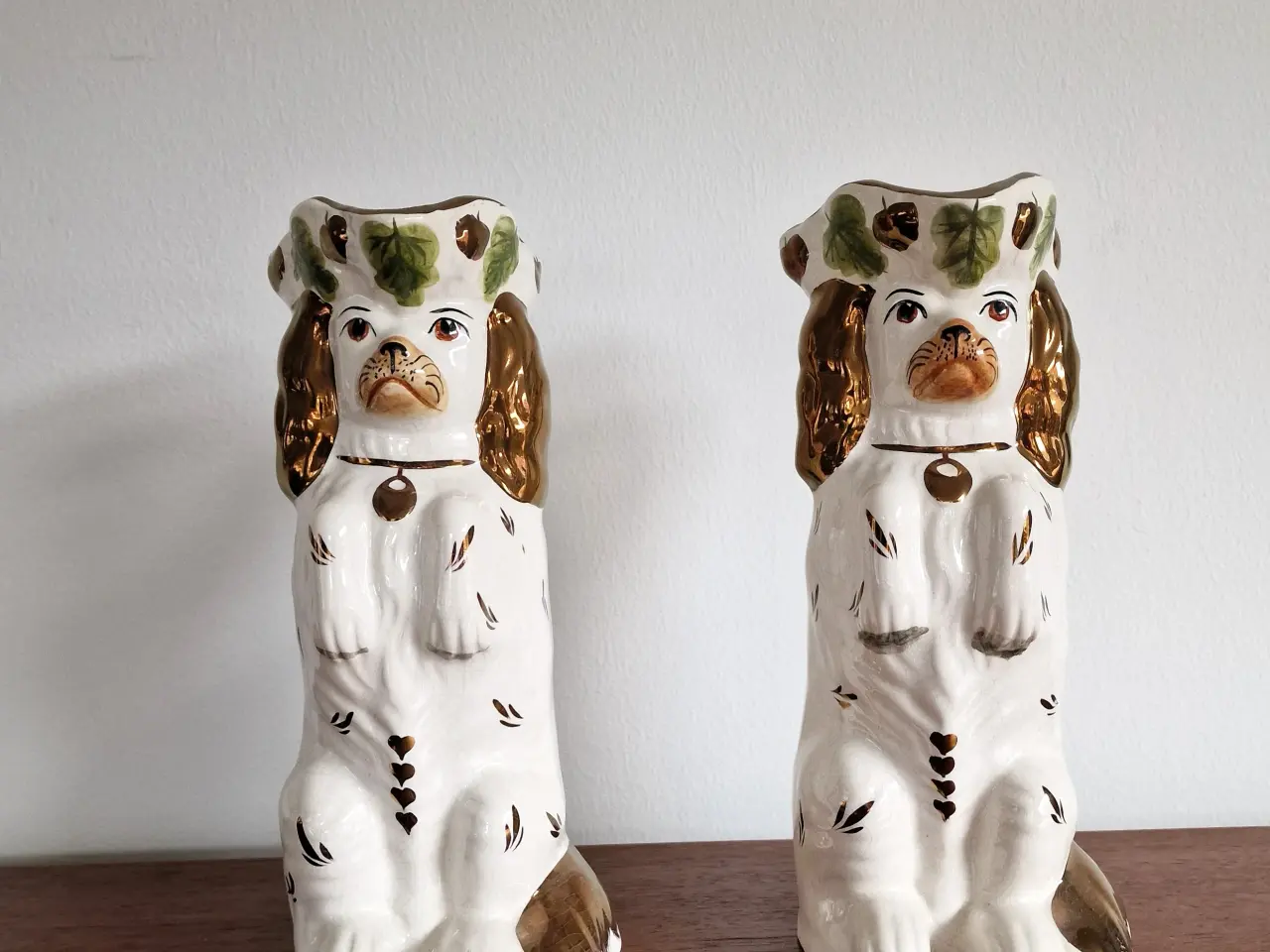Billede 3 - 2 stk engelske vintage porcelæns figure.