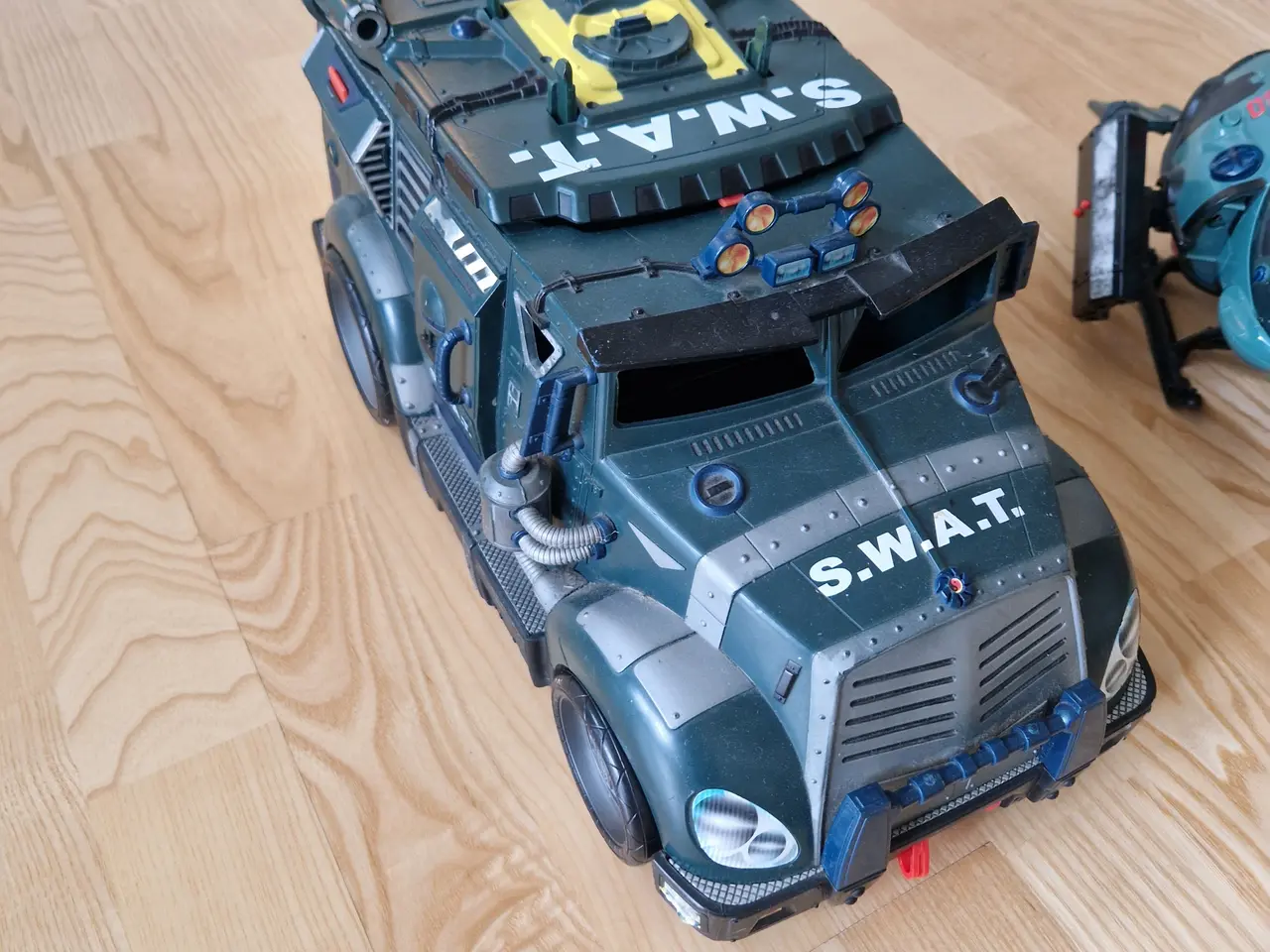 Billede 5 - Ninja Turtles. Biler, ubåd, helikopter og mc og 8
