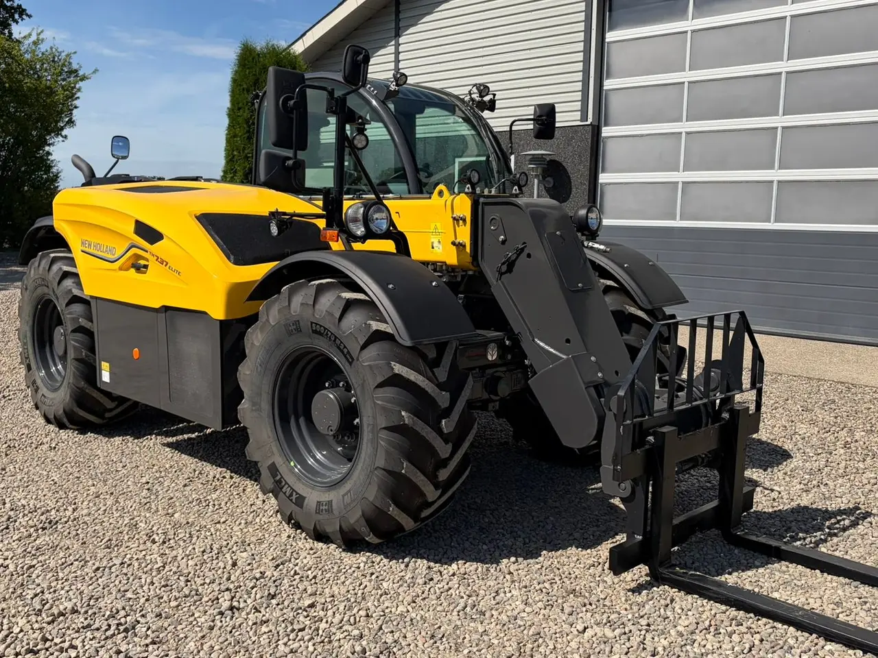 Billede 3 - New Holland TH7.37 Elite Den nye model med masser af udstyr og 6F-3R PowerShift transmission