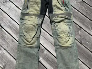 Trilobite kevlar jeans str 30/32