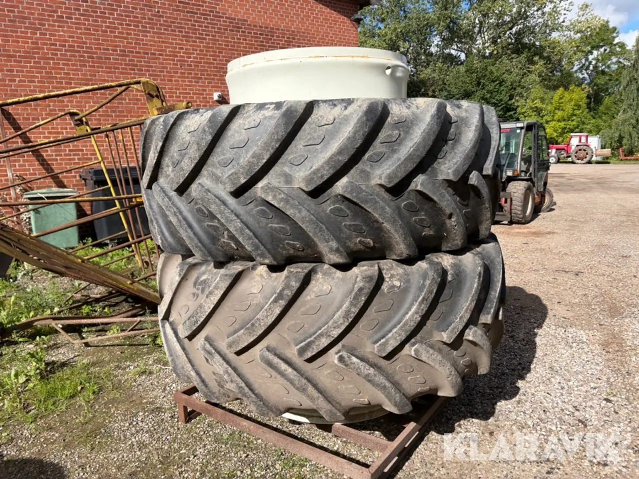 Billede 1 - Tvillinghjul Kleber Topker 650/75 R38 2 Styk