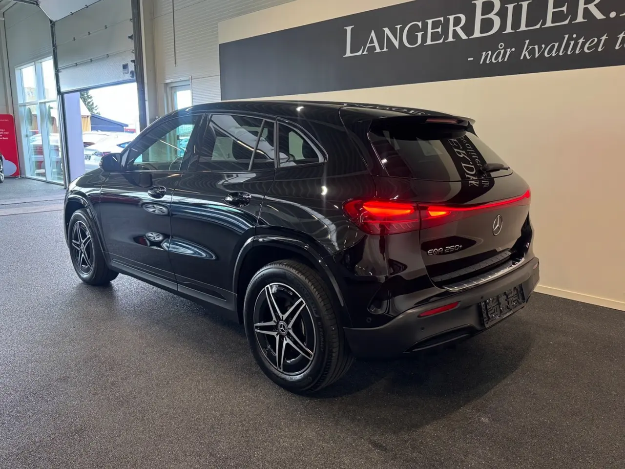 Billede 3 - Mercedes EQA250+  AMG Line