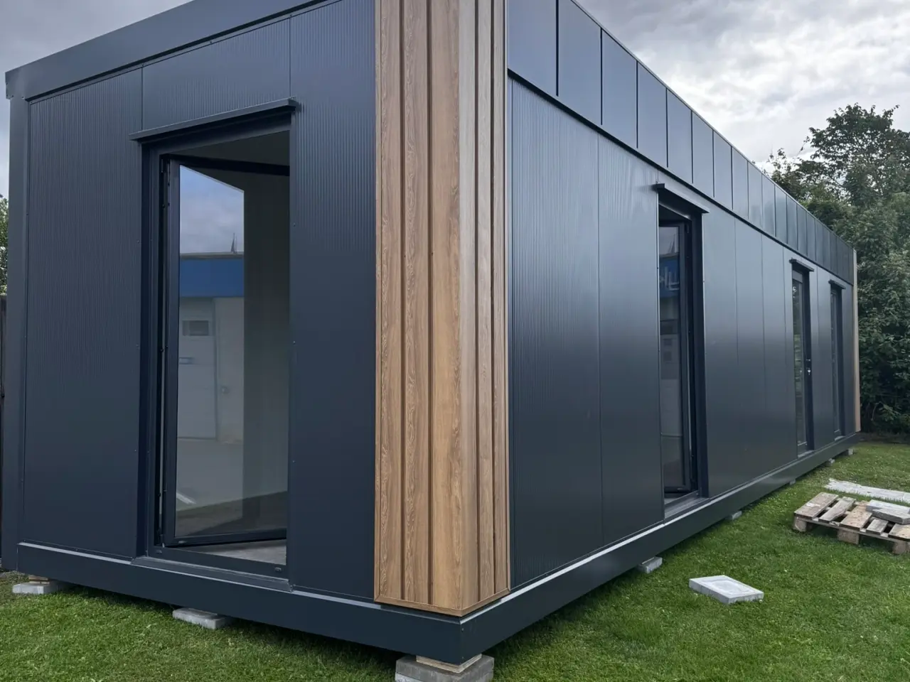 Billede 2 - Pavillon 12x3m - 36m²