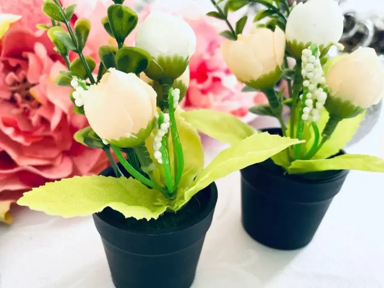 Billede 1 - Små Kunstig blomster 2 stk.