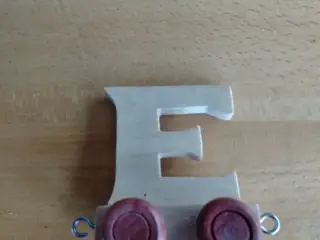 Togvogn med E