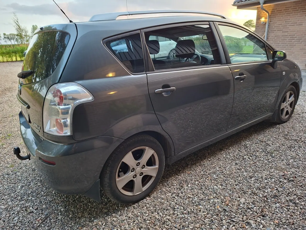Billede 4 - Toyota Corolla Verso 2,2 D-4D 136 Sol 7prs