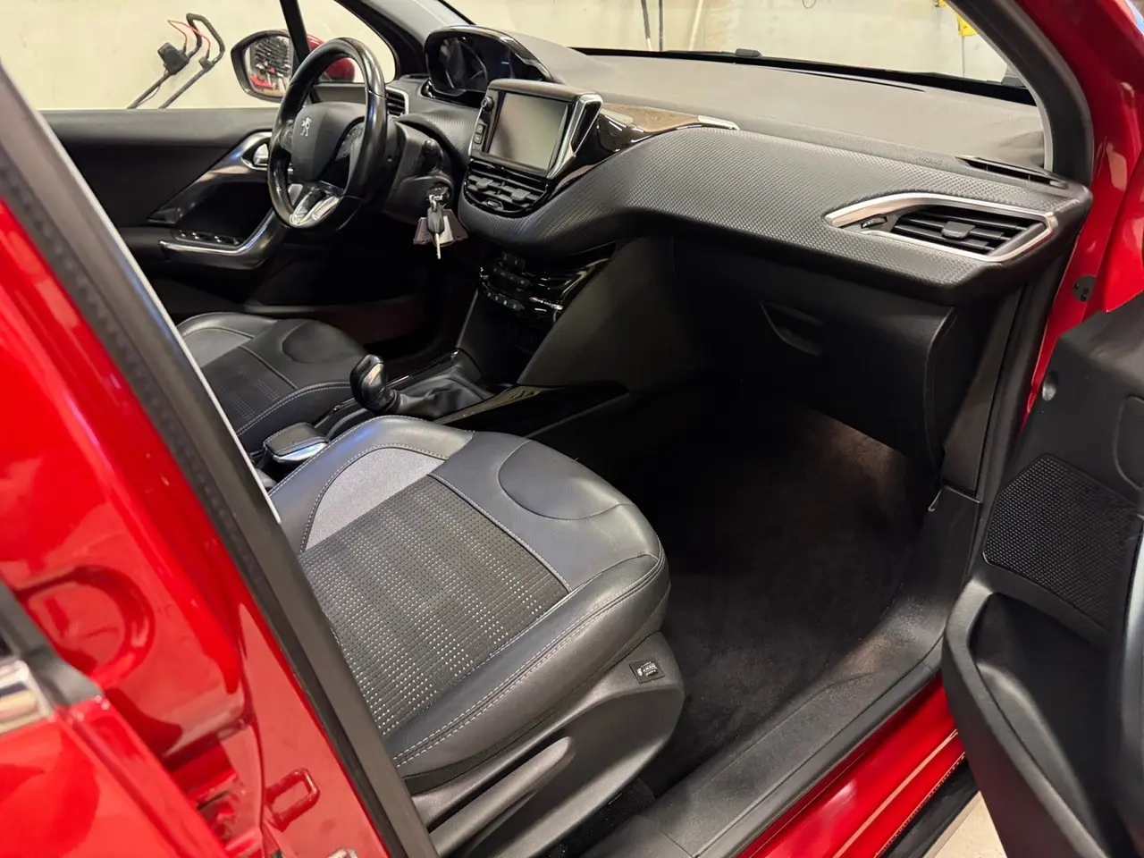 Billede 13 - Peugeot 2008 1,6 BlueHDi 100 Selection Sky