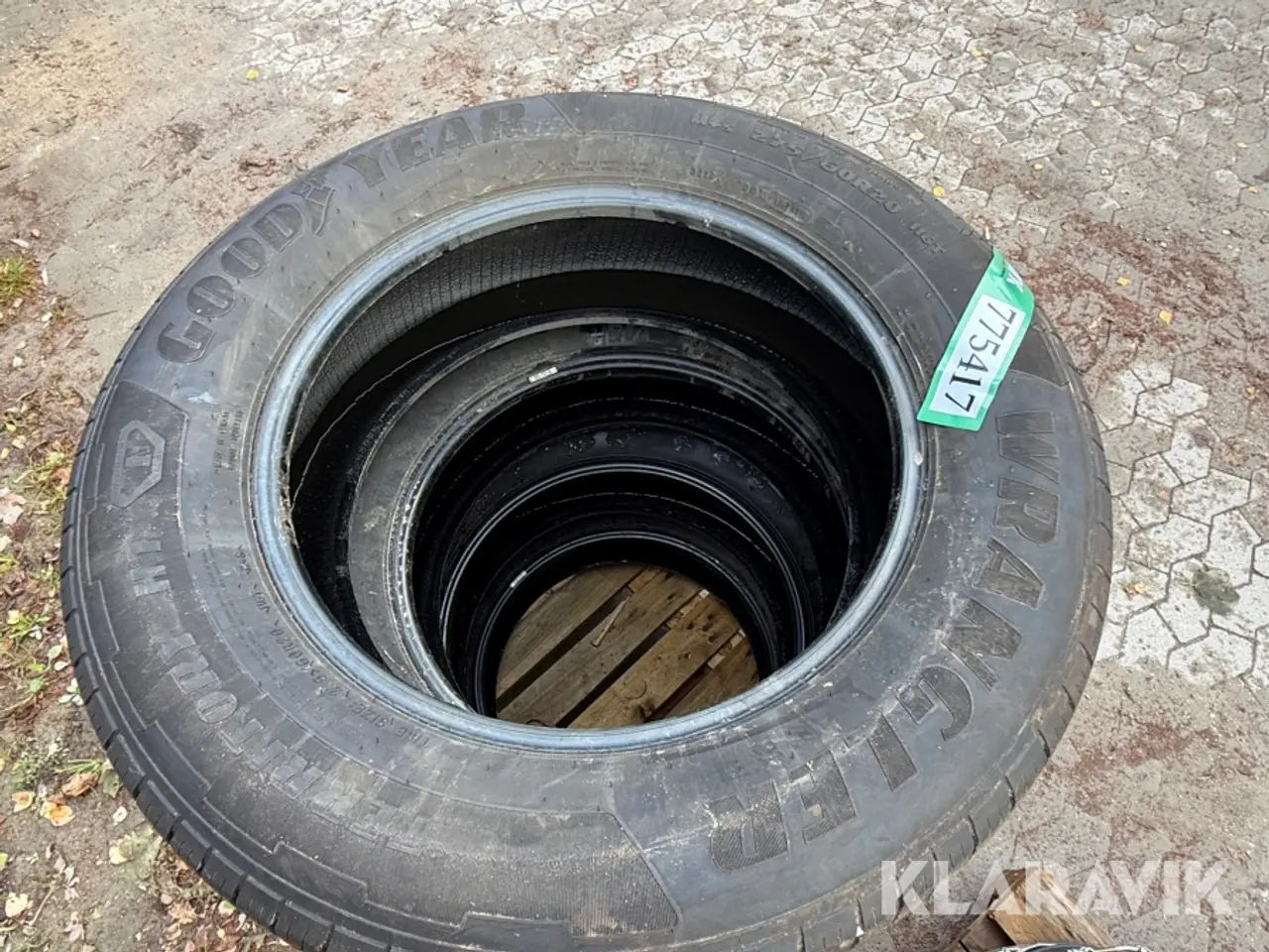 Billede 3 - Dæk Goodyear 275/60R20