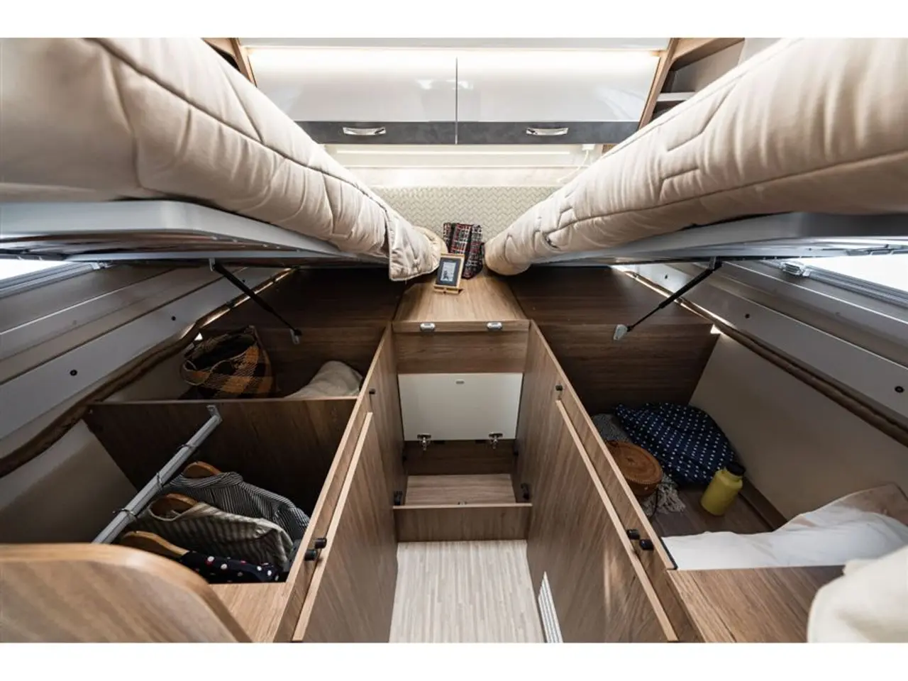 Billede 14 - 2026 - Elnagh Baron 65