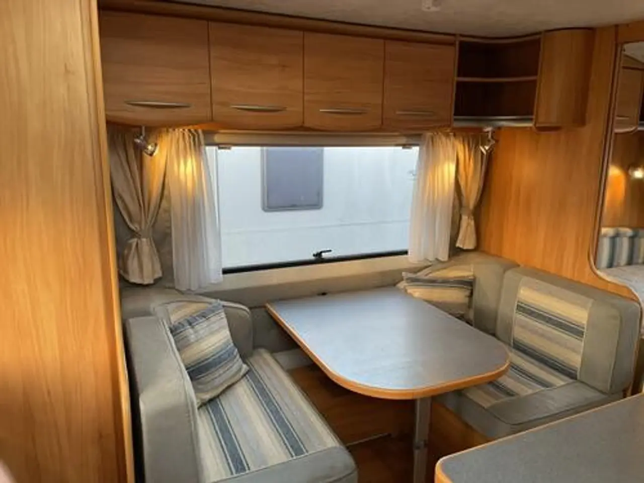 Billede 2 - Adria Adora 462 Ph -