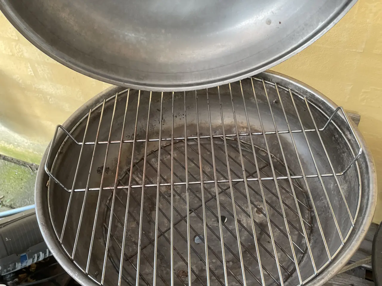 Billede 2 - Kuglegrill inkl. grill starter