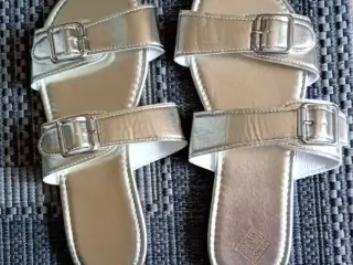 Ny sandaler str 39