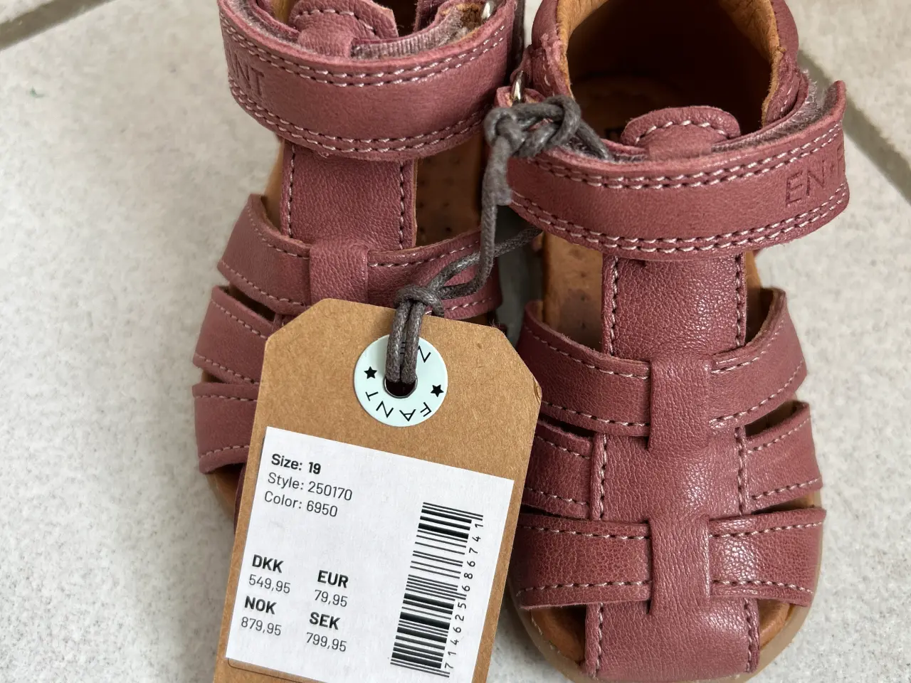 Billede 1 - Helt ny Baby EN FANT læder sandaler