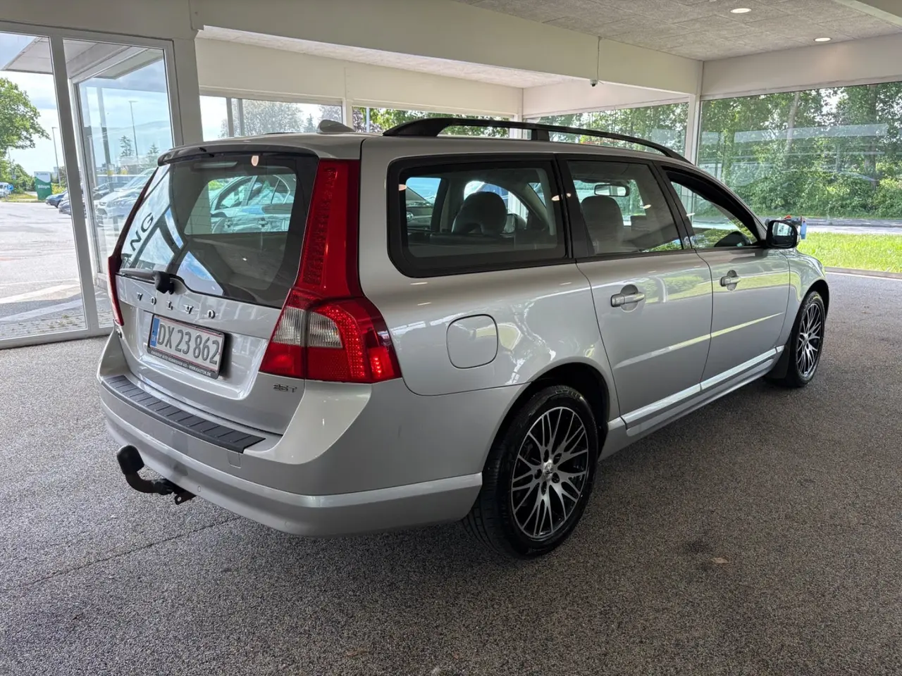 Billede 3 - Volvo V70 2,5 T Momentum aut.
