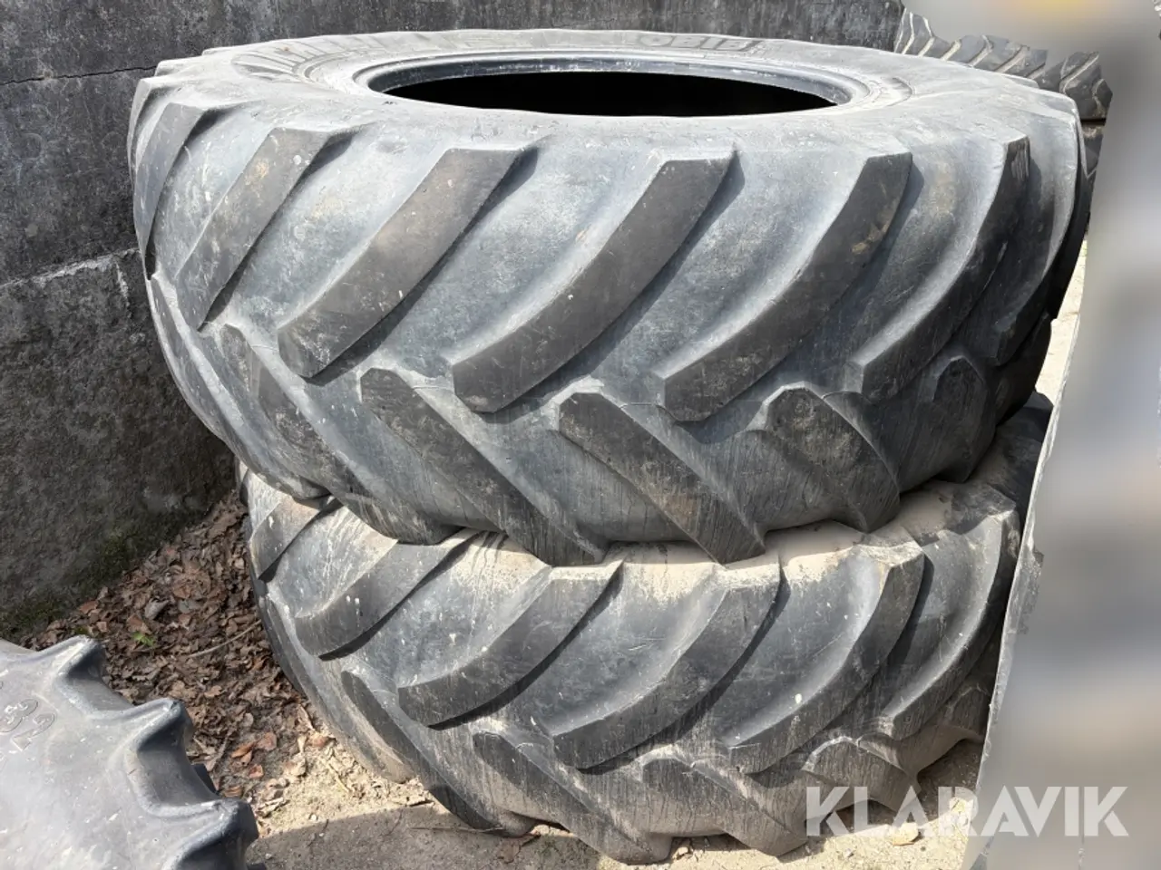 Billede 1 - Traktordæk Michelin Axiobib 710/75R42 - 2 styk