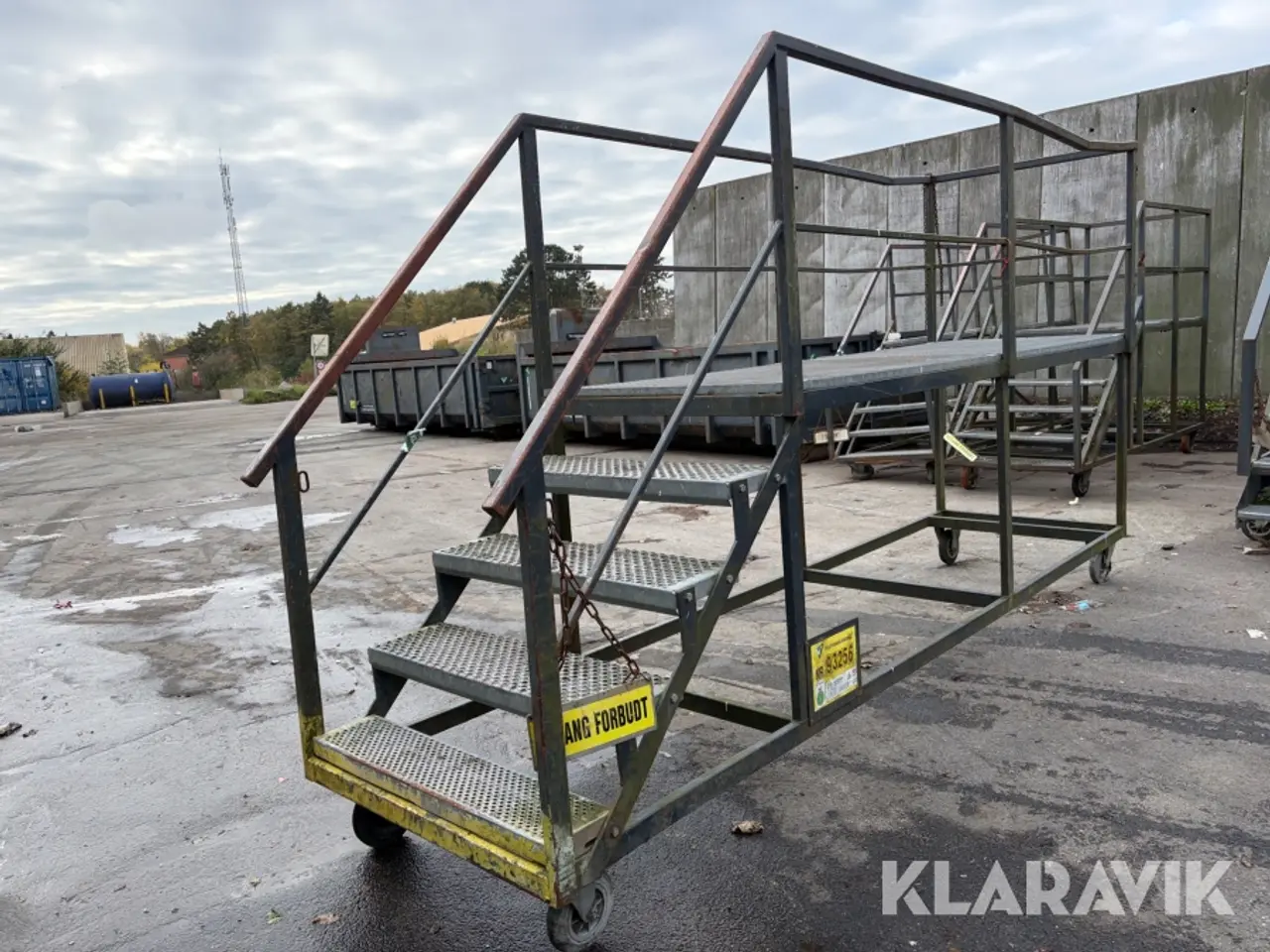 Billede 1 - Arbejdesplatform med trappetrin 1 styk