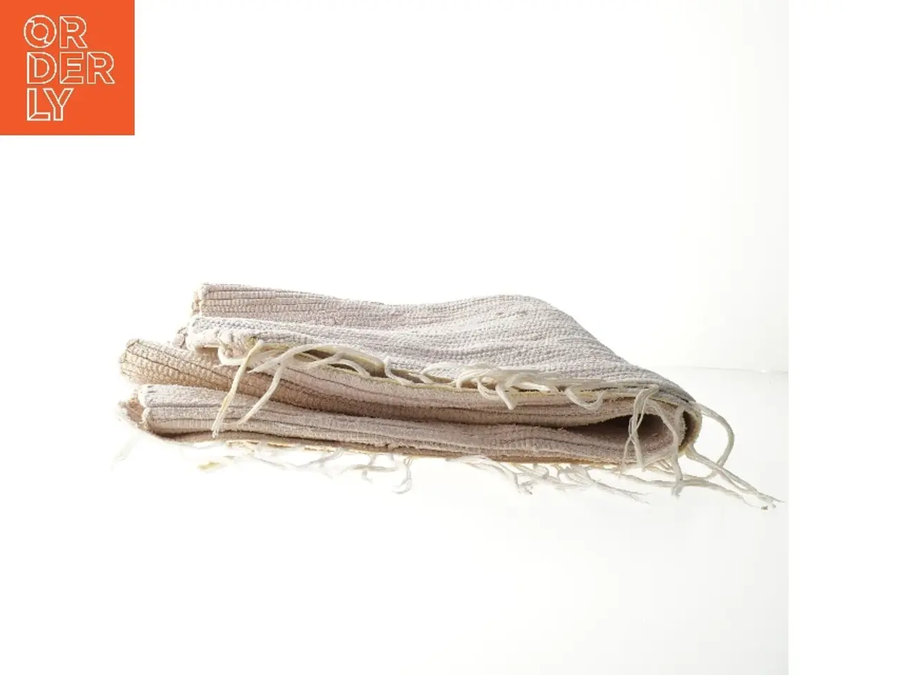Billede 3 - Kludetæppe med frynser (str. 72x132 cm)