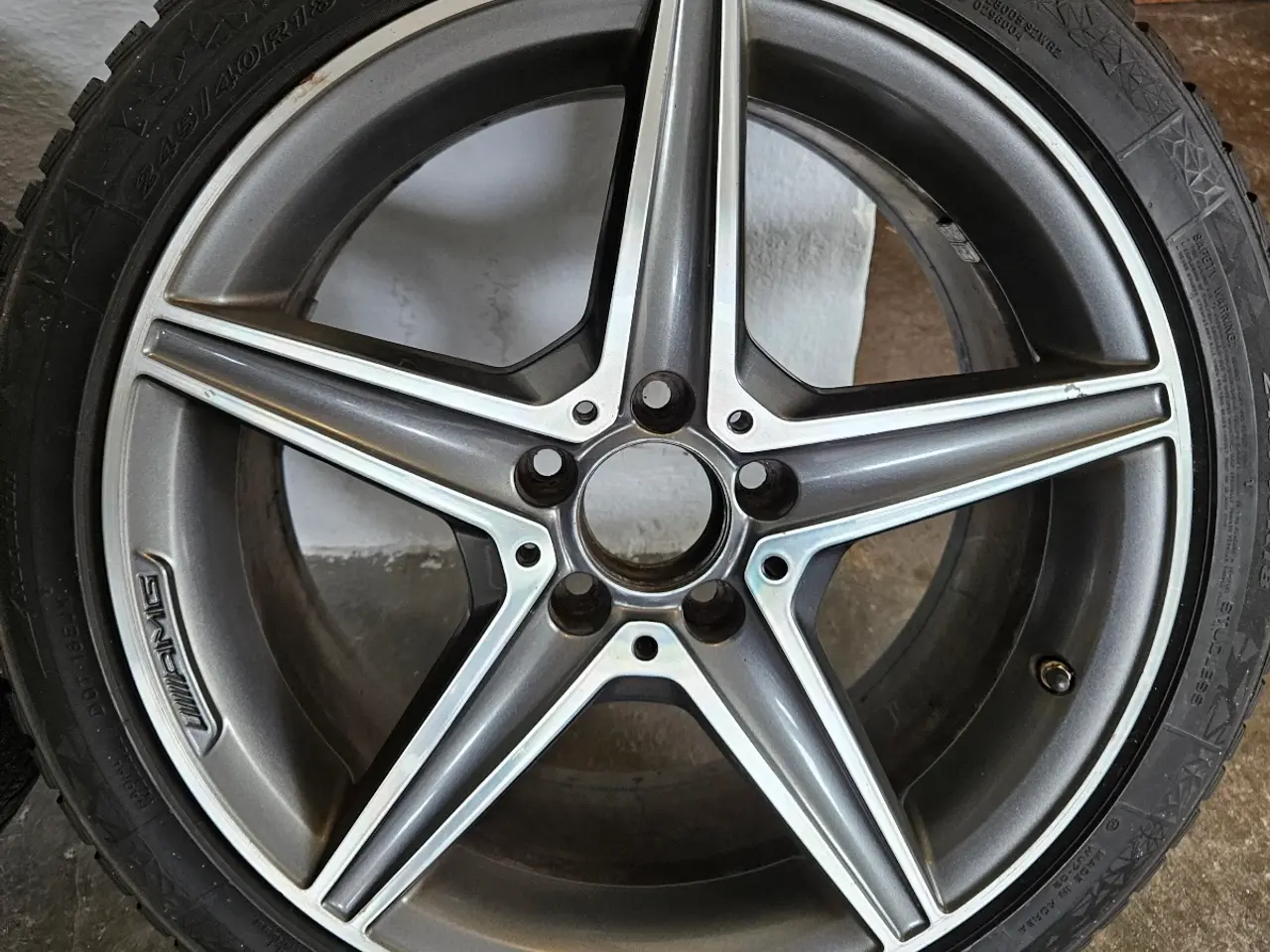 Billede 2 - Originale 19 tommer AMG Fælge 