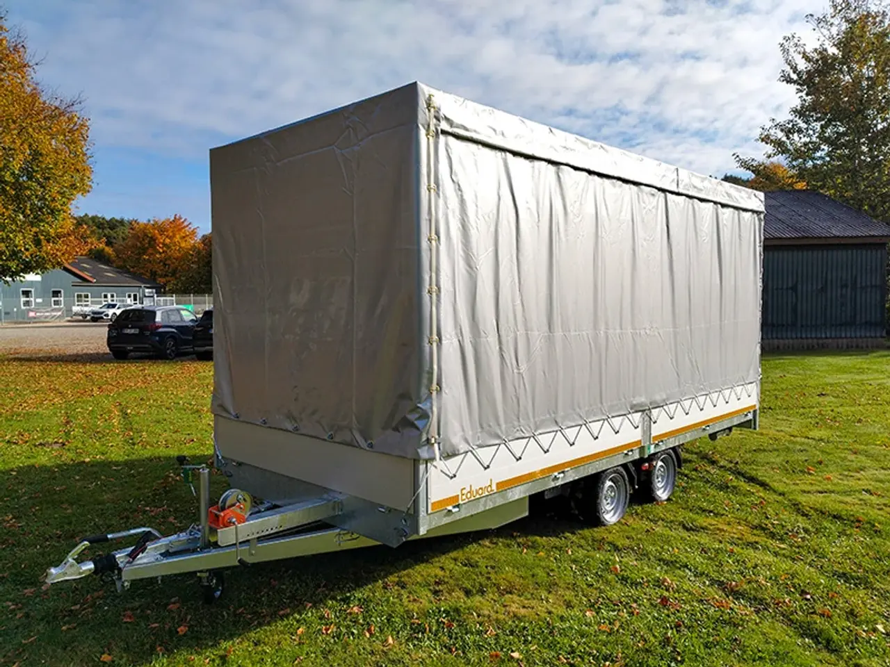 Billede 1 - Høj presenning m. gardinsider til Eduard 5022 trailer