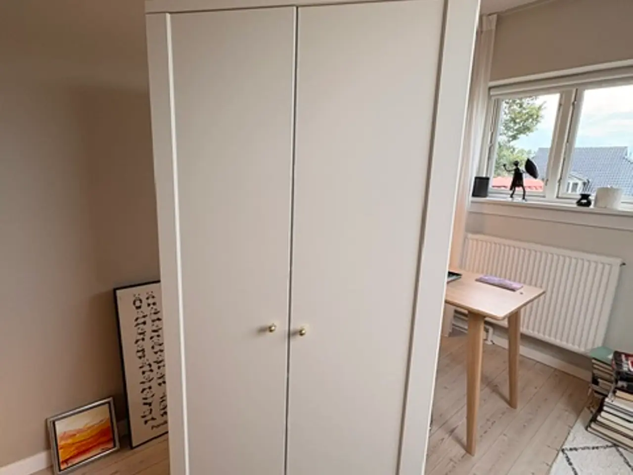 Billede 1 - IKEA Hensvik klædeskab
