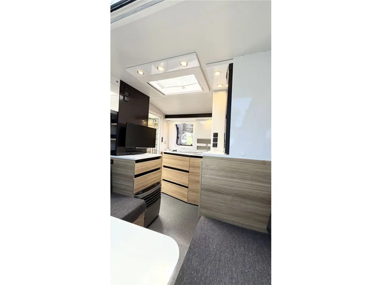Billede 10 - 2018 - Adria Action 361 LH   Enkeltsenge-Mover-Telt