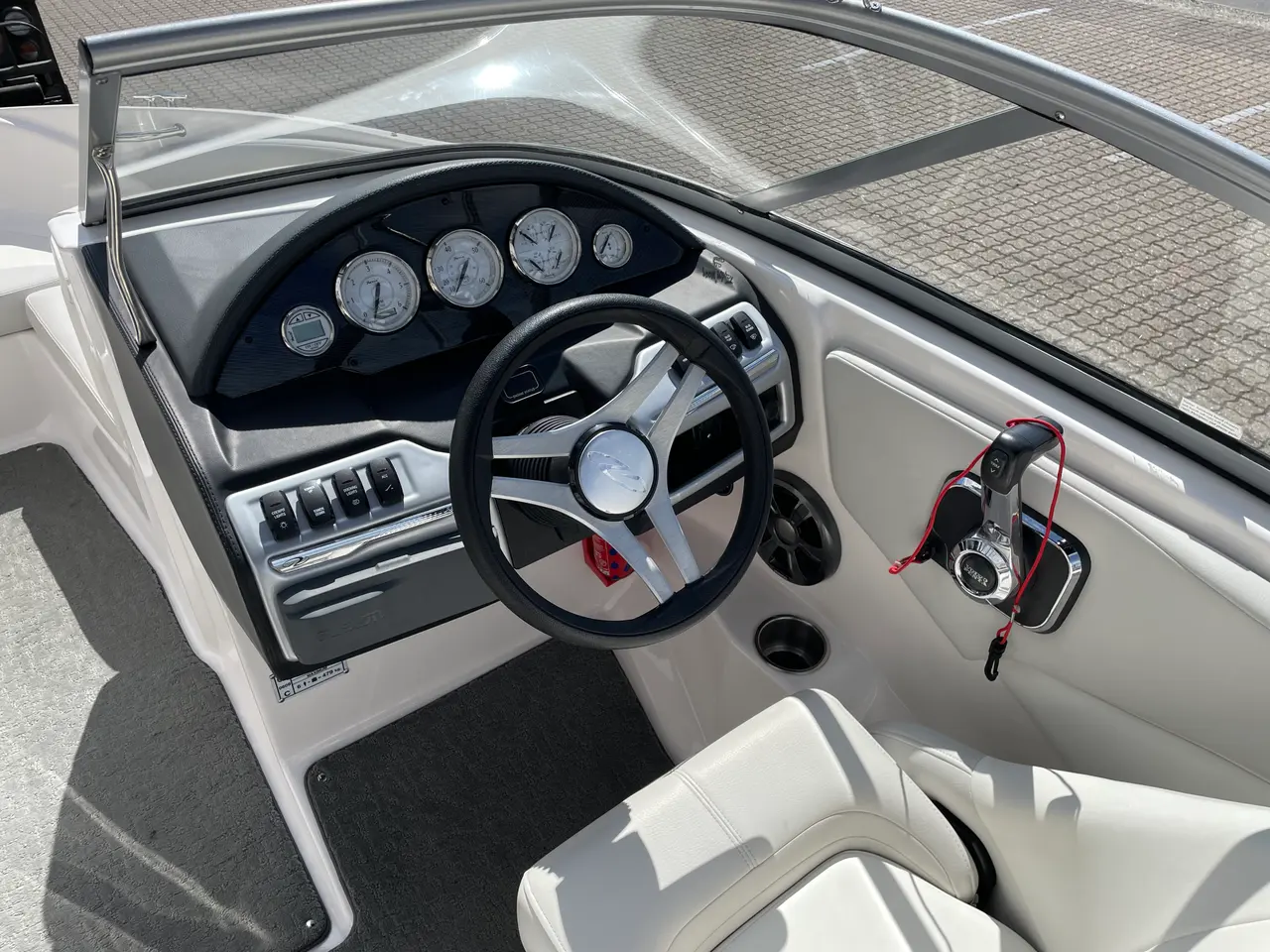 Billede 13 - 1900 ES med 200 hk Volvo Penta V6 og Brenderup bådtrailer - SOLGT