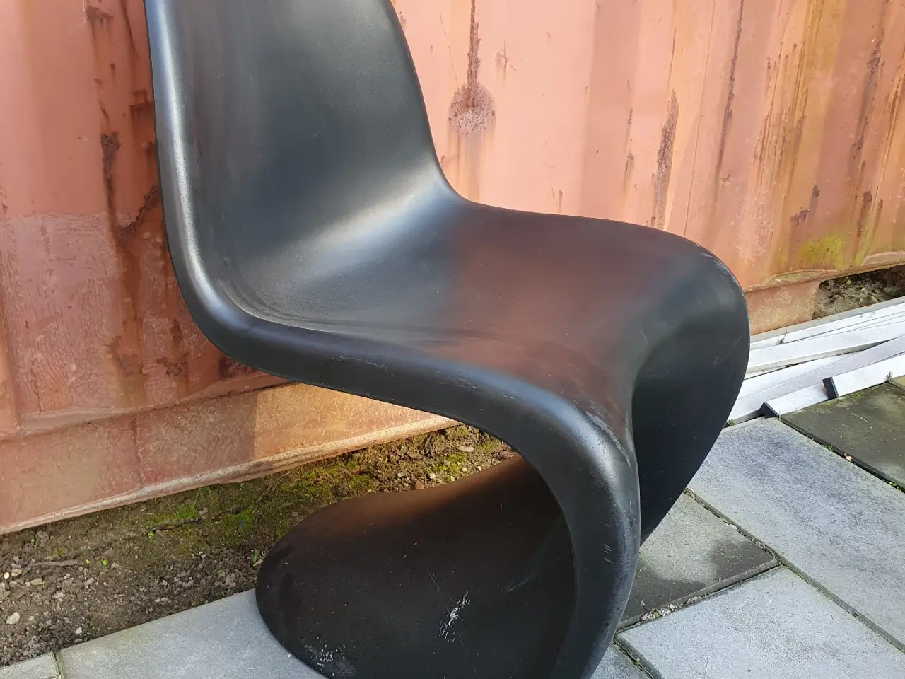 Billede 2 - To stk. stabelbare havestole