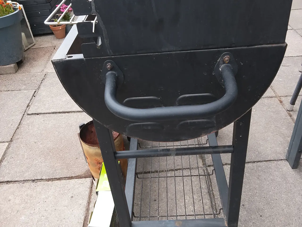 Billede 7 - Næsten ny kulgrill. grillstarter m.m.