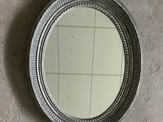 Oval spejl